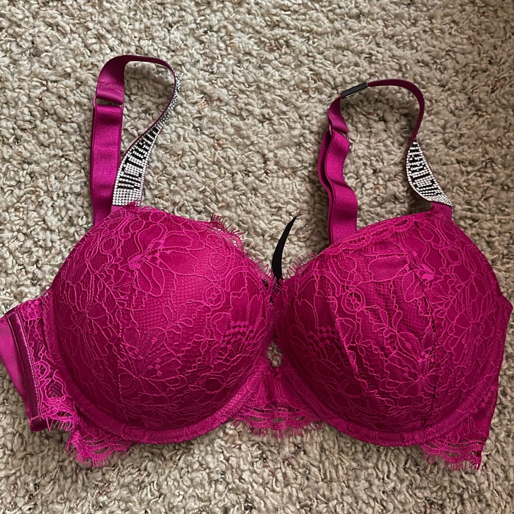 Victoria Secret Bombshell Push Up Bra